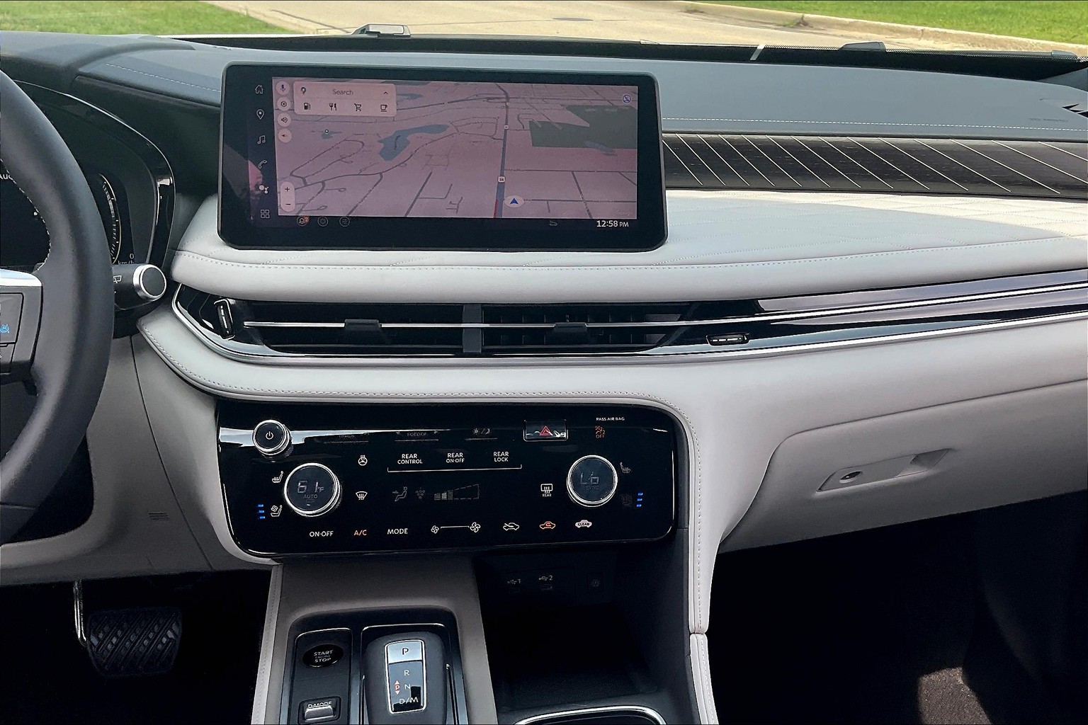 New Radiant White/Black Obsidian 2026 INFINITI QX60 AUTOGRAPH for